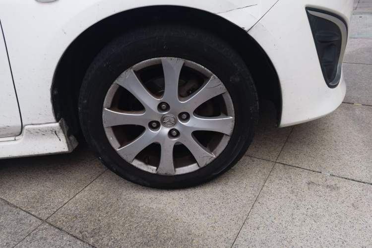 Used Mazda 2 2012 Hatchback Xuan Dong 1.5L Automatic Value Edition Exterior 7