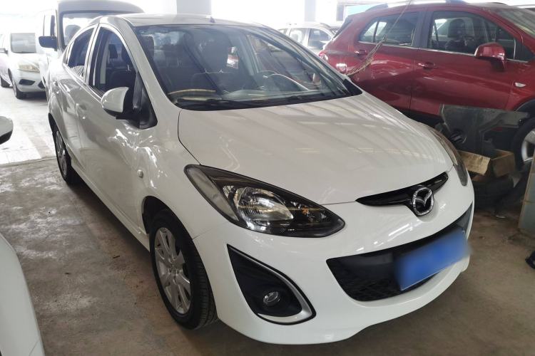 Used Mazda 2 2012 Sedan XuanDong 1.5L Manual Fashion Edition Front Right 45 Deg