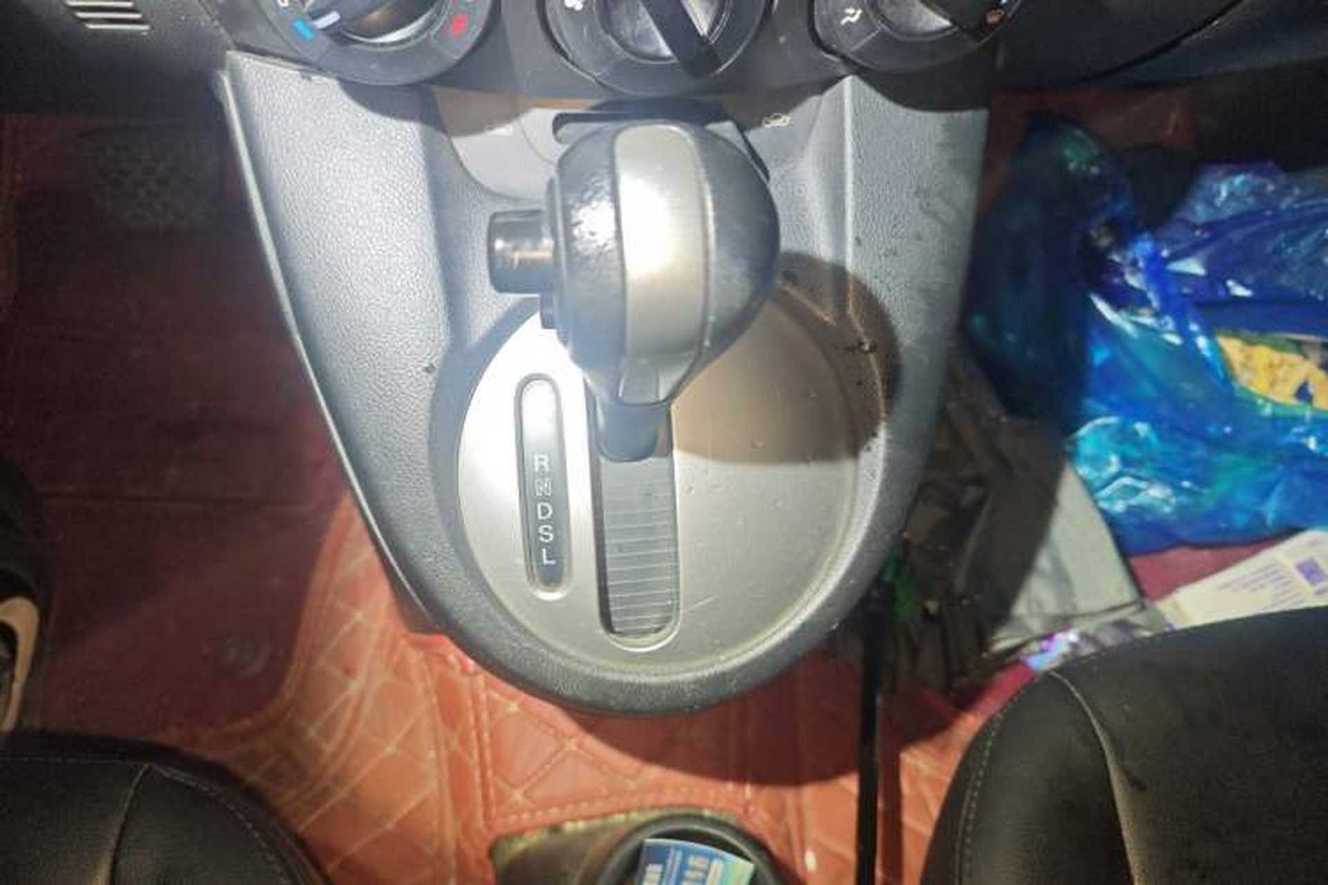 Used Mazda 2 2012 Hatchback Xuan Dong 1.5L Automatic Value Edition Gear Lever