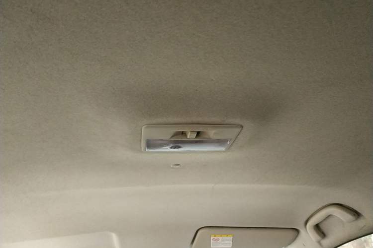 Used Mazda 2 2012 Sedan XuanDong 1.5L Manual Fashion Edition Headliner