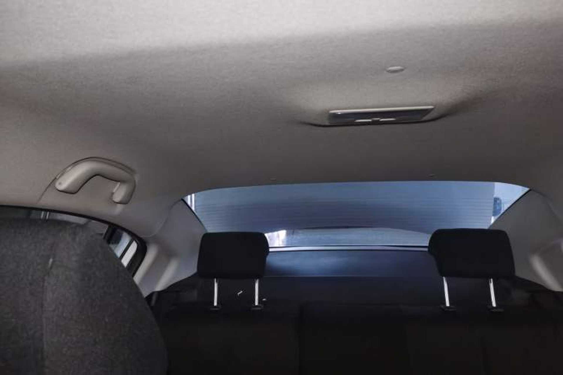 Used Mazda 2 2012 Sedan XuanDong 1.5L Manual Fashion Edition Headliner