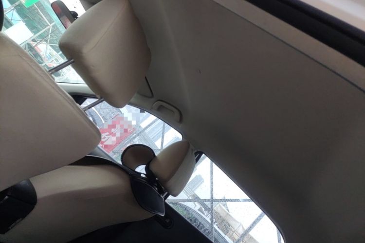 Used Mazda 2 2012 Hatchback Xuan Dong 1.3L Manual Standard Edition Headliner
