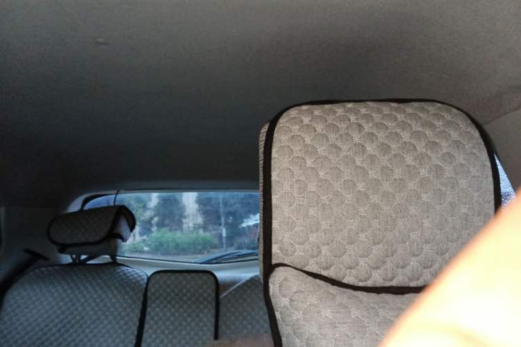Used Mazda 2 2012 Hatchback Xuan Dong 1.3L Automatic Standard Edition Headliner