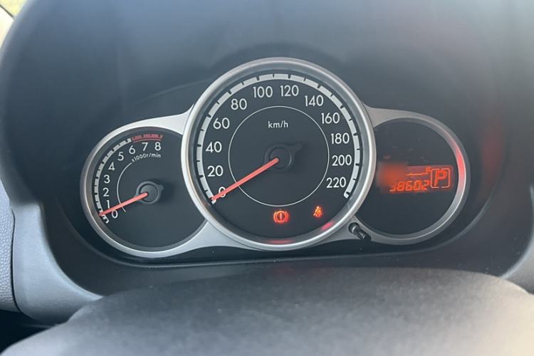 Used Mazda 2 2012 Hatchback Xuan Dong 1.5L Automatic Value Edition Instrument Cluster