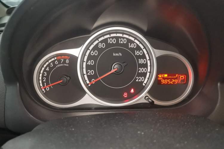 Used Mazda 2 2012 Hatchback Xuan Dong 1.5L Automatic Value Edition Instrument Cluster