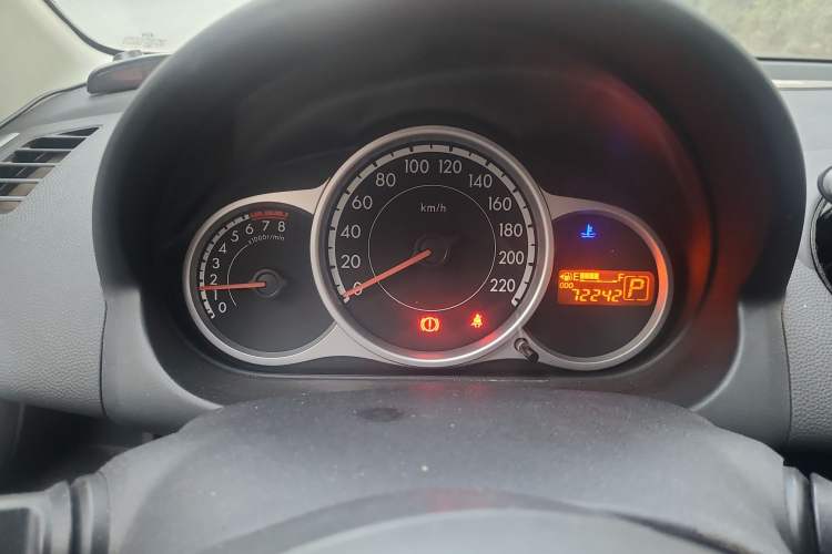 Used Mazda 2 2012 Hatchback Xuan Dong 1.5L Automatic Value Edition Instrument Cluster