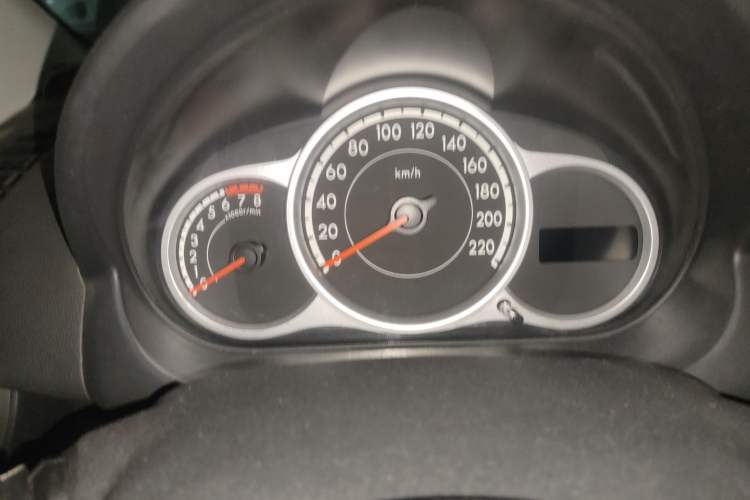 Used Mazda 2 2012 Hatchback Xuan Dong 1.5L Automatic Value Edition Instrument Cluster