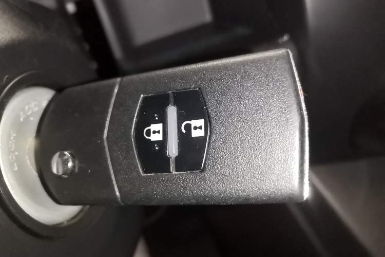 Used Mazda 2 2012 Hatchback Xuan Dong 1.5L Automatic Value Edition Interior 1