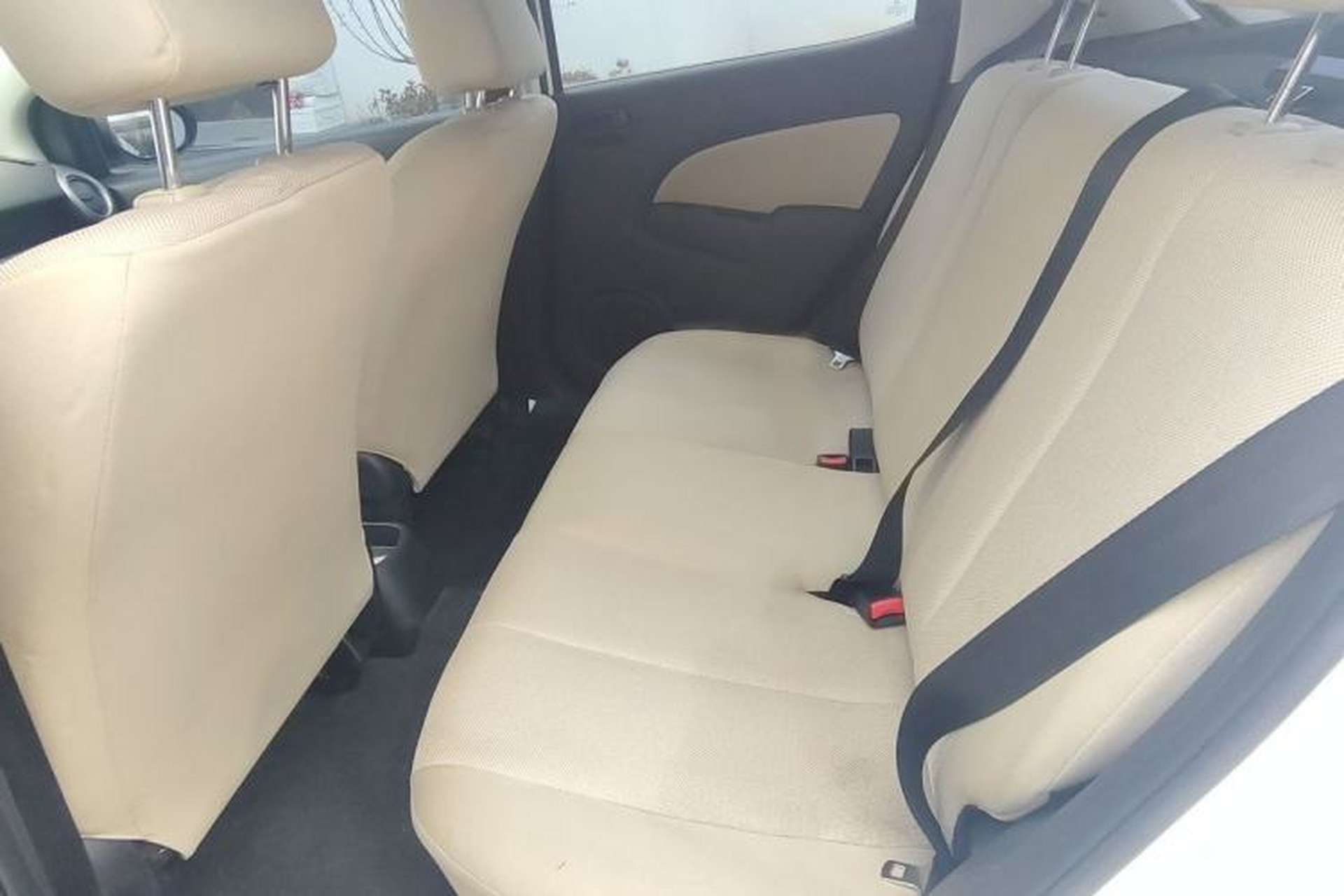 Used Mazda 2 2012 Hatchback Xuan Dong 1.3L Automatic Standard Edition Interior 4