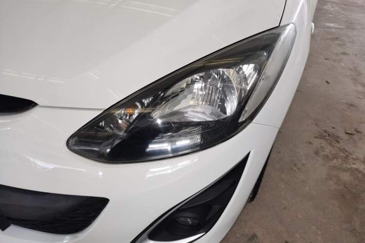Used Mazda 2 2012 Sedan XuanDong 1.5L Manual Fashion Edition Left Front Headlight