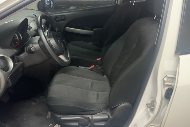 Used Mazda 2 2012 Hatchback Xuan Dong 1.5L Automatic Value Edition Left Front Seat
