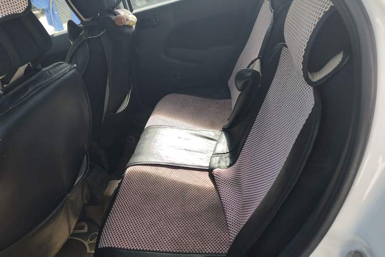 Used Mazda 2 2012 Hatchback Xuan Dong 1.5L Automatic Value Edition Left Rear Seat
