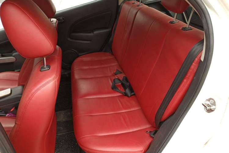 Used Mazda 2 2012 Hatchback Xuan Dong 1.5L Automatic Value Edition Left Rear Seat