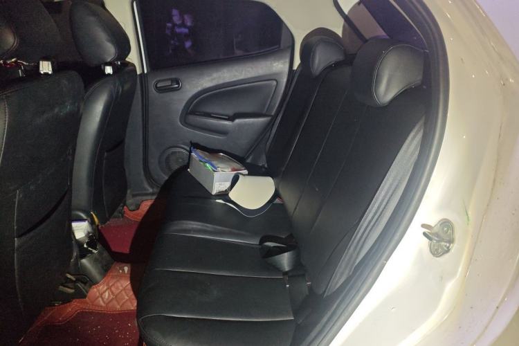 Used Mazda 2 2012 Hatchback Xuan Dong 1.5L Automatic Value Edition Left Rear Seat