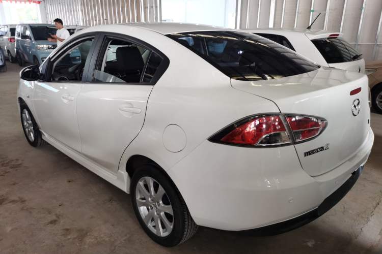 Used Mazda 2 2012 Sedan XuanDong 1.5L Manual Fashion Edition Left Side