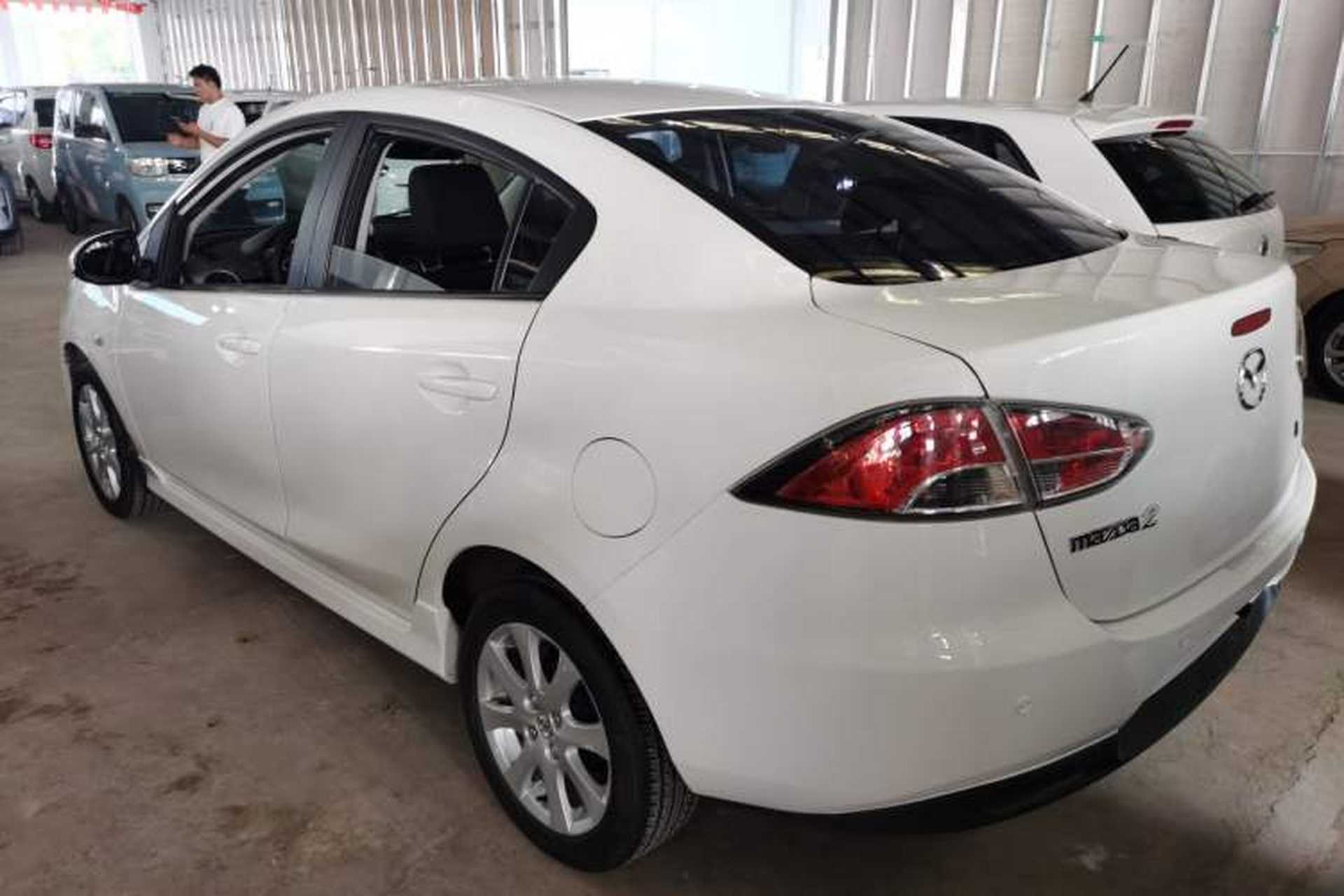 Used Mazda 2 2012 Sedan XuanDong 1.5L Manual Fashion Edition Left Side