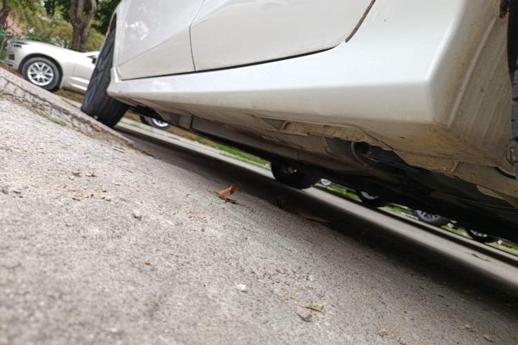 Used Mazda 2 2012 Hatchback Xuan Dong 1.5L Automatic Value Edition Left Side Sill