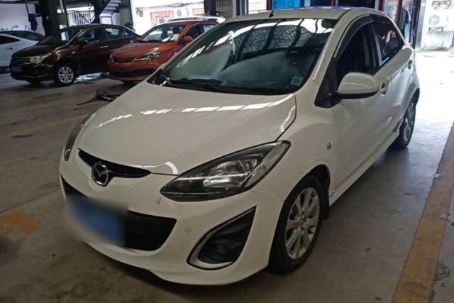 Mazda 2 2012 Hatchback Xuan Dong 1.5L Automatic Value Edition usado