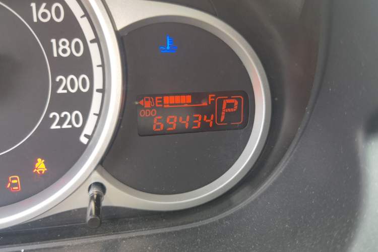 Used Mazda 2 2012 Hatchback Xuan Dong 1.5L Automatic Value Edition Odometer Close Up