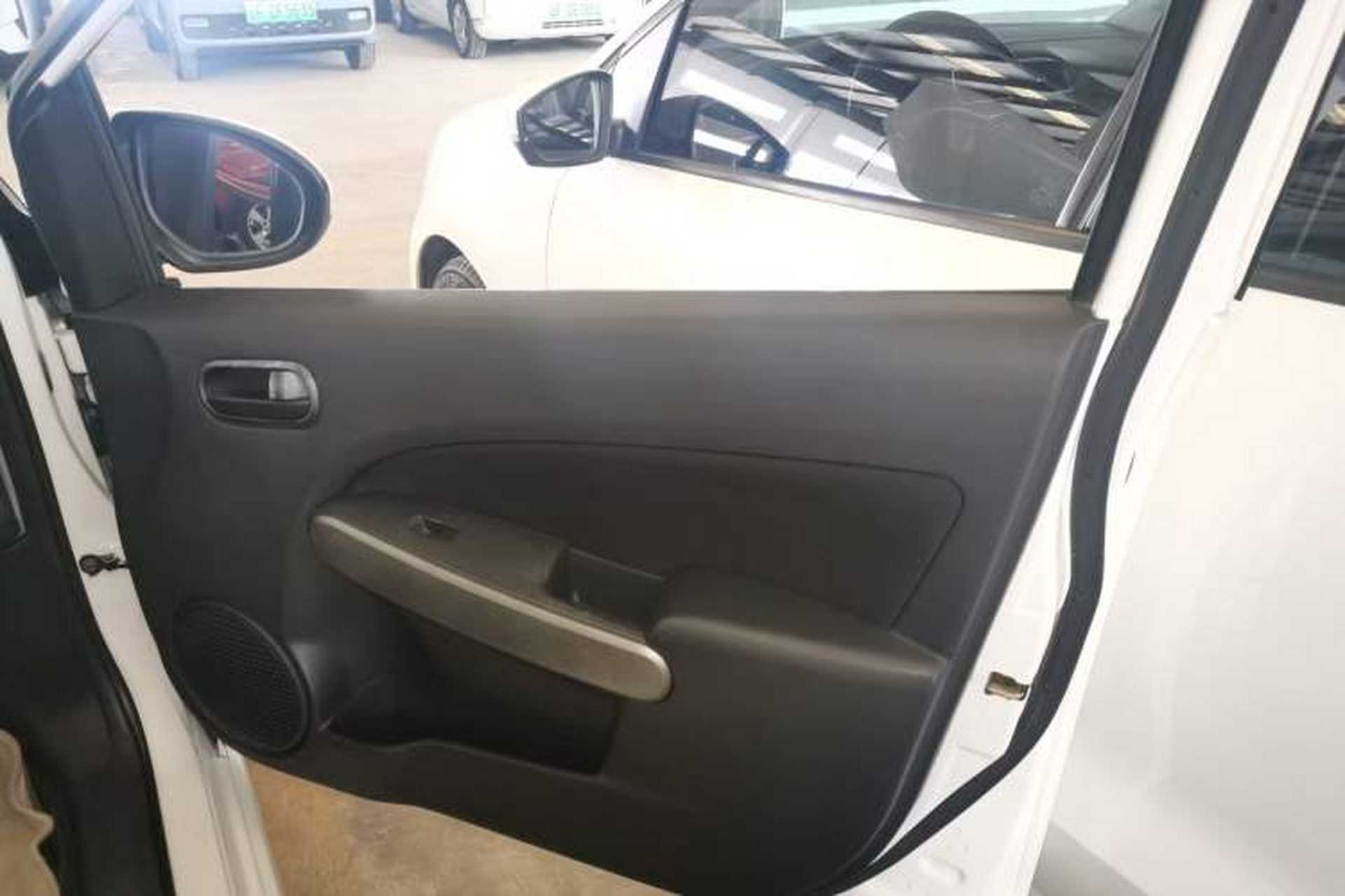 Used Mazda 2 2012 Sedan XuanDong 1.5L Manual Fashion Edition Right Front Door Interior