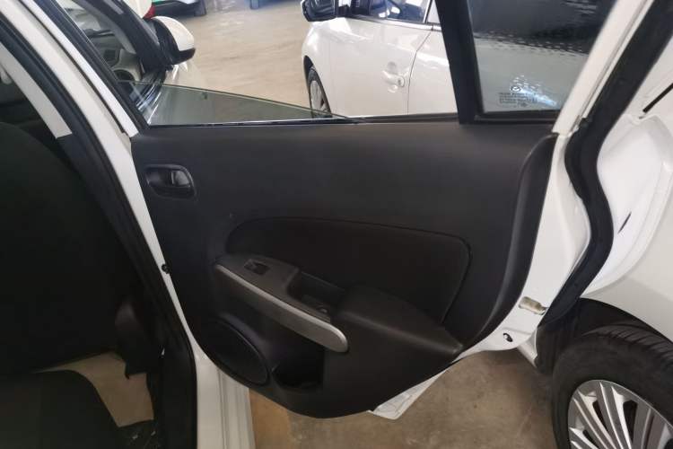 Used Mazda 2 2012 Sedan XuanDong 1.5L Manual Fashion Edition Right Rear Door Interior