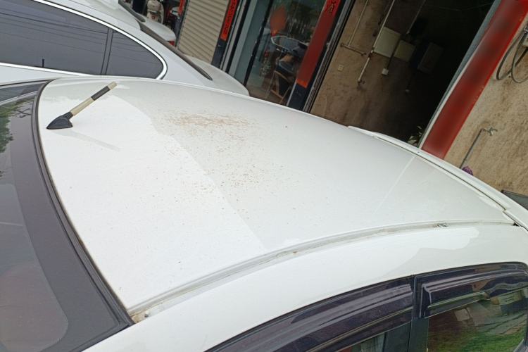 Used Mazda 2 2012 Hatchback Xuan Dong 1.5L Automatic Value Edition Roof