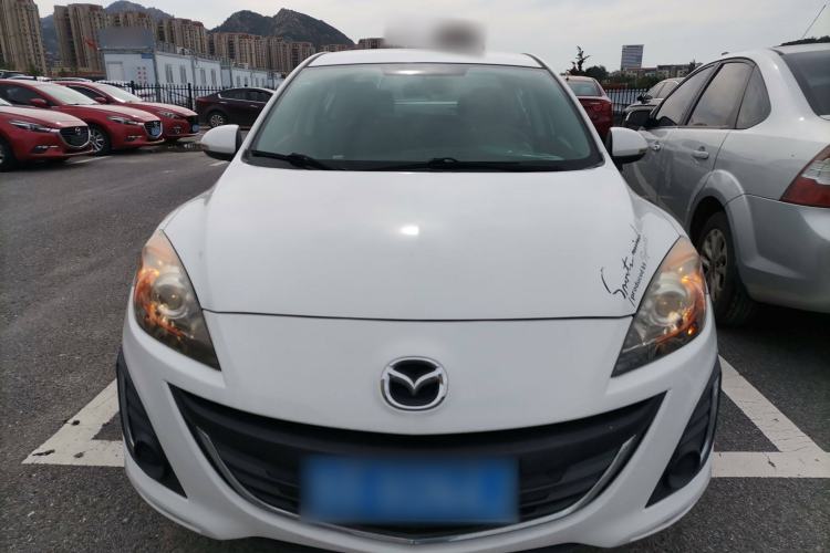Used Mazda 3 2015 Sedan 1.6L Automatic Comfort Model Exterior 1