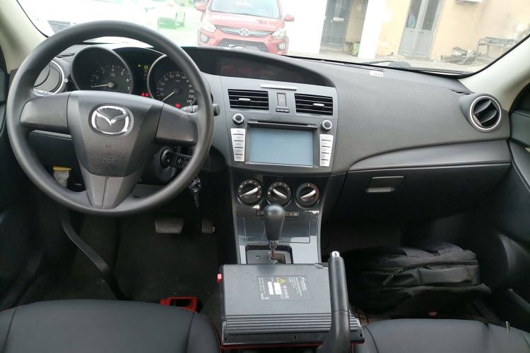 Used Mazda 3 2015 Sedan 1.6L Automatic Comfort Model Interior 2