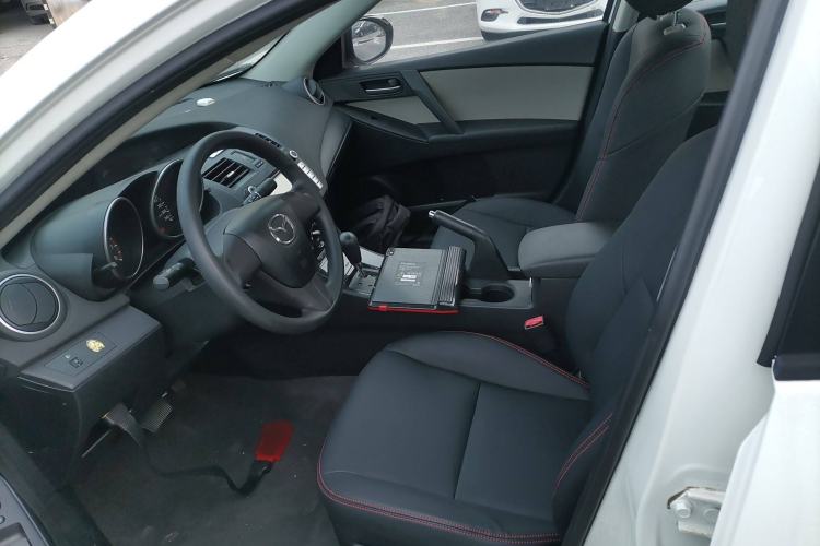 Used Mazda 3 2015 Sedan 1.6L Automatic Comfort Model Left Front Seat