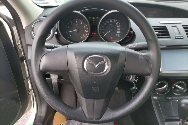 Used Mazda 3 2015 Sedan 1.6L Automatic Comfort Model Steering Wheel