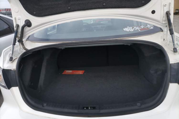Used Mazda 3 2015 Sedan 1.6L Automatic Comfort Model Trunk