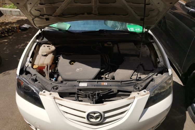 Used Mazda 3 2006 2.0L Automatic Standard Edition Engine Bay