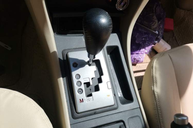 Used Mazda 3 2006 2.0L Automatic Standard Edition Gear Lever