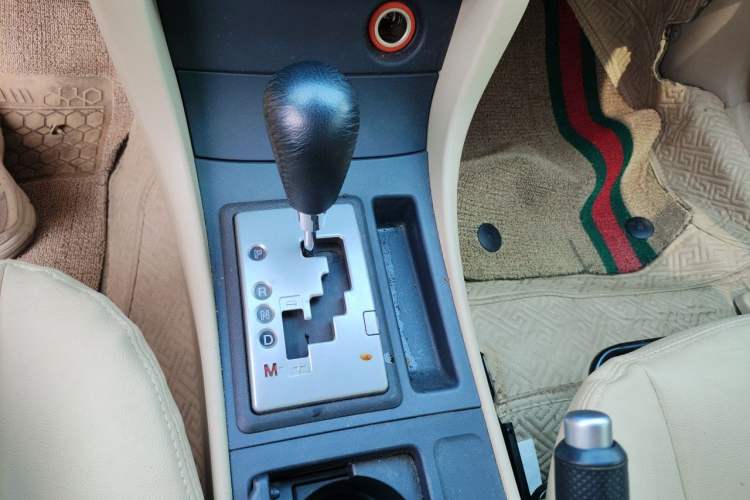 Used Mazda 3 2006 2.0L Automatic Standard Edition Gear Lever
