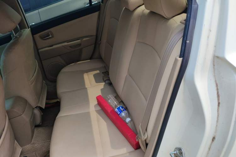 Used Mazda 3 2006 2.0L Automatic Standard Edition Left Rear Seat