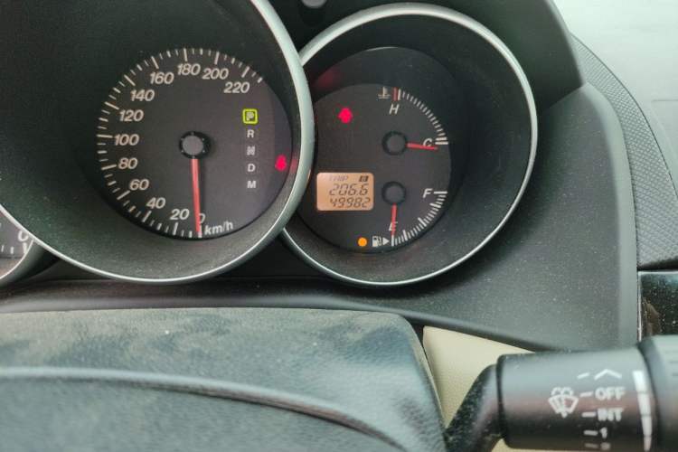 Used Mazda 3 2006 2.0L Automatic Standard Edition Odometer Close Up