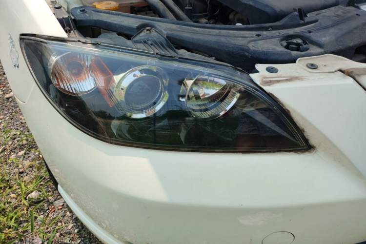 Used Mazda 3 2006 2.0L Automatic Standard Edition Right Front Headlight