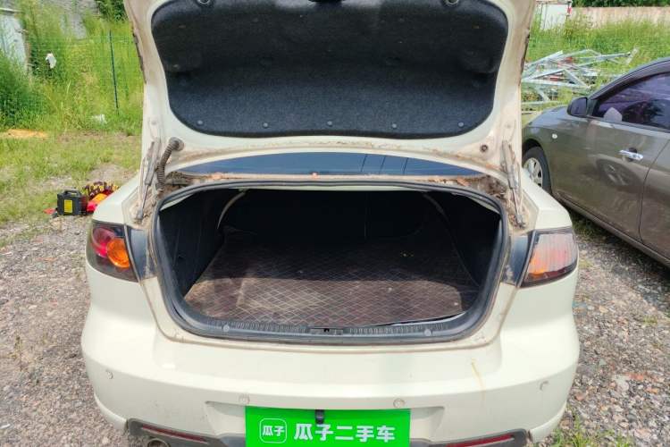 Used Mazda 3 2006 2.0L Automatic Standard Edition Trunk