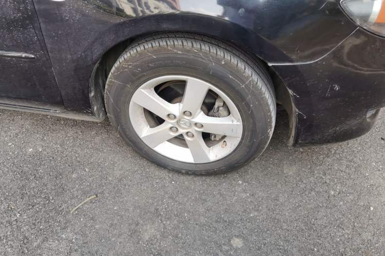 Used Mazda 3 2007 1.6L Manual Standard Edition Right Front Wheel Hub