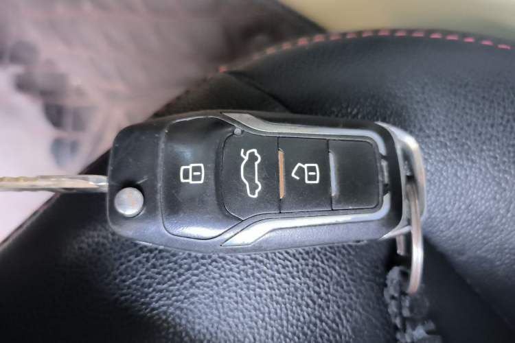 Used Mazda 3 2007 1.6L Automatic Standard Edition Vehicle Key