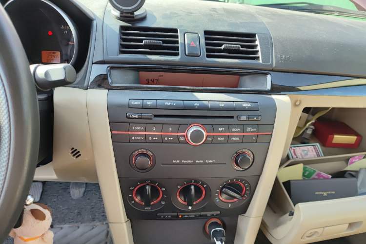 Used Mazda 3 2007 1.6L Manual Standard Edition Audio And AC Panel