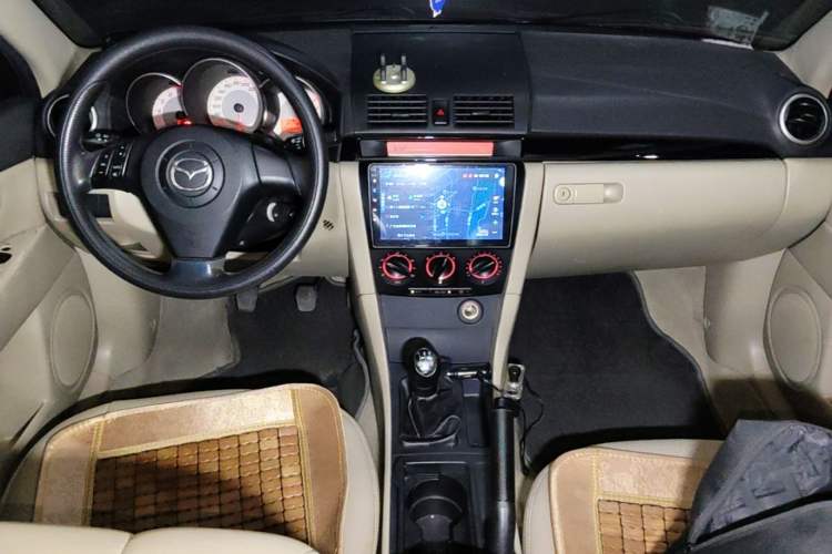 Used Mazda 3 2007 1.6L Manual Standard Edition Center Console