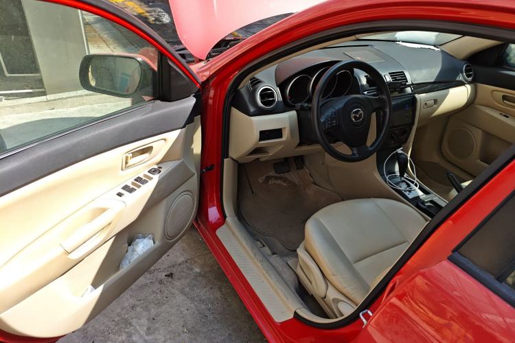 Used Mazda 3 2007 1.6L Automatic Standard Edition Driver Seat