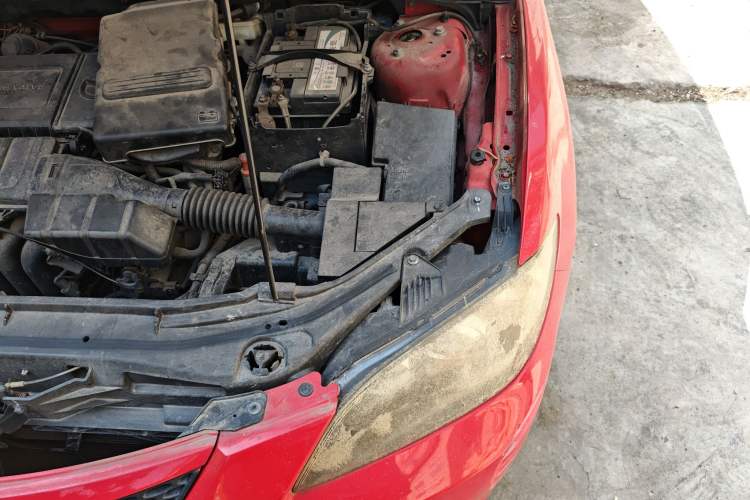 Used Mazda 3 2007 1.6L Automatic Standard Edition Engine Bay Left
