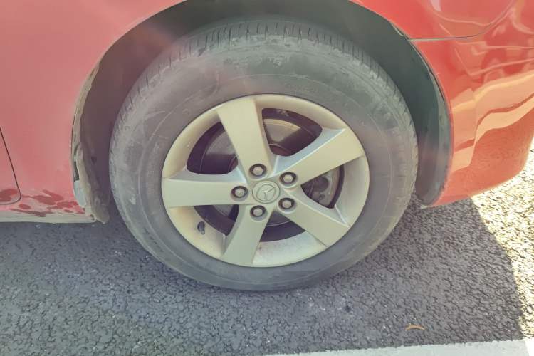 Used Mazda 3 2007 1.6L Manual Standard Edition Right Front Wheel Hub