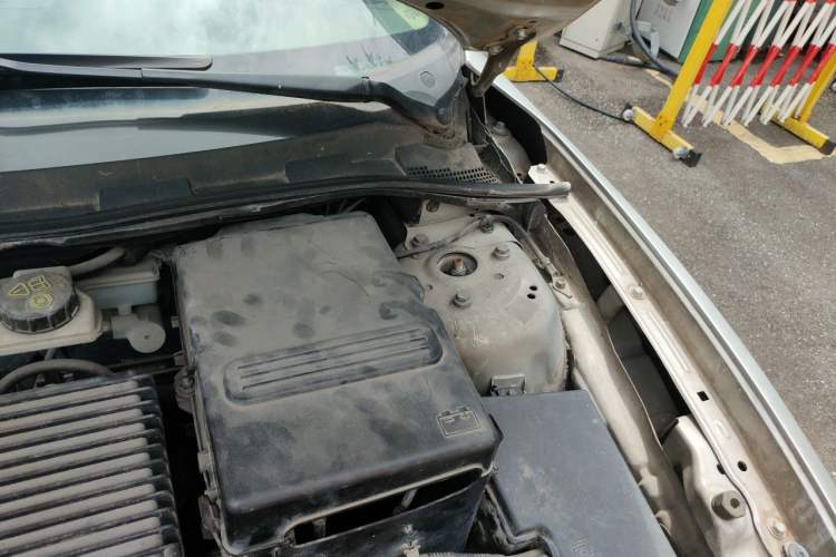 Used Mazda 3 2007 1.6L Automatic Standard Edition Engine Bay Left