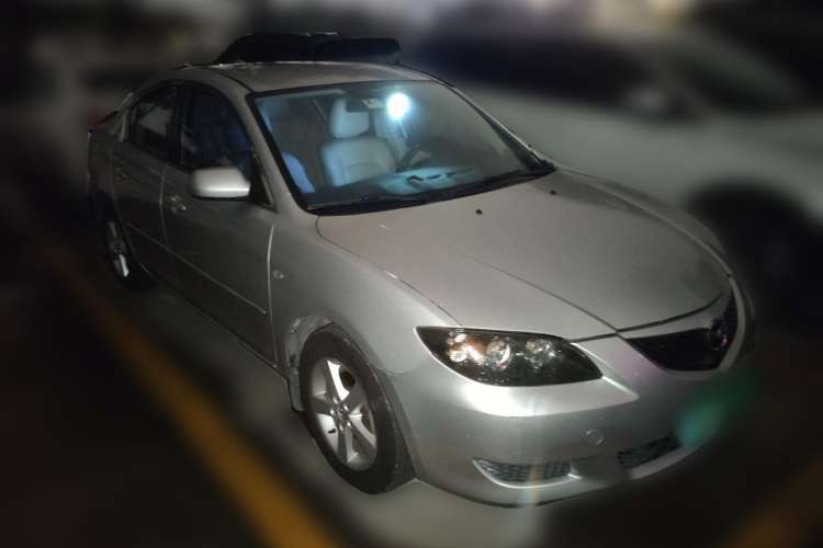 Used Mazda 3 2007 1.6L Automatic Standard Edition Front Right 45 Deg