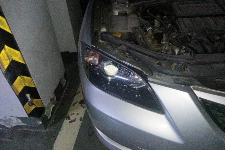 Used Mazda 3 2007 1.6L Automatic Standard Edition Right Front Headlight