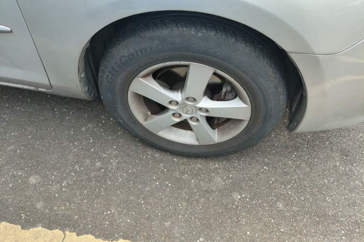 Used Mazda 3 2007 1.6L Automatic Standard Edition Right Front Wheel Hub
