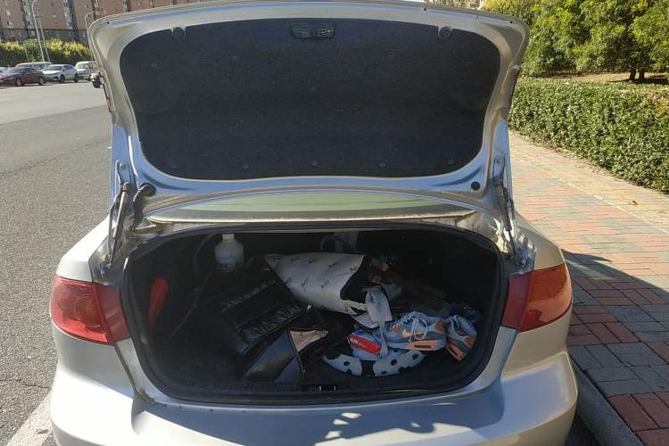 Used Mazda 3 2007 1.6L Automatic Standard Edition Trunk